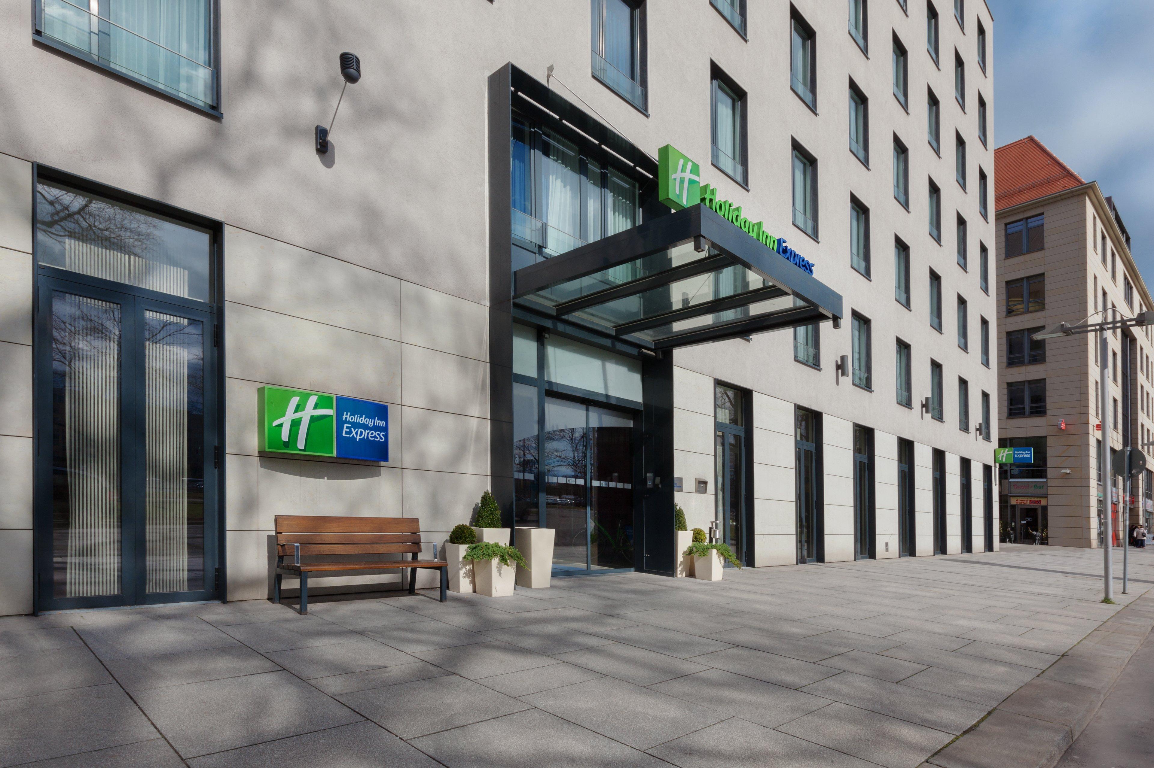 HOTEL HOLIDAY INN EXPRESS DRESDEN CITY CENTRE DRESDEN 3* (Germany) - from  C$ 59 | iBOOKED